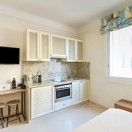 Buckingham & Lloyds - Appartement Cannes